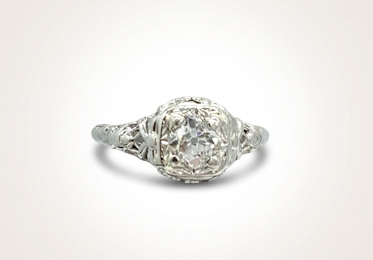 Antique 18K white gold old mine cut diamond ring